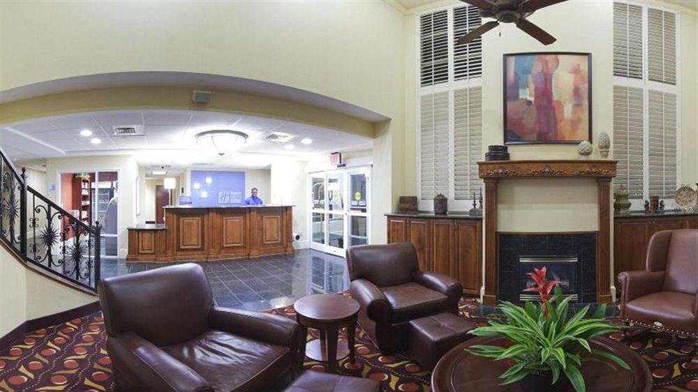 Comfort Suites Near Birkdale Village - Huntersville Εξωτερικό φωτογραφία