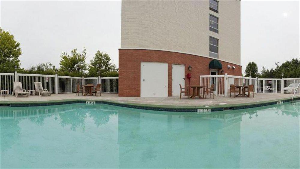 Comfort Suites Near Birkdale Village - Huntersville Εξωτερικό φωτογραφία