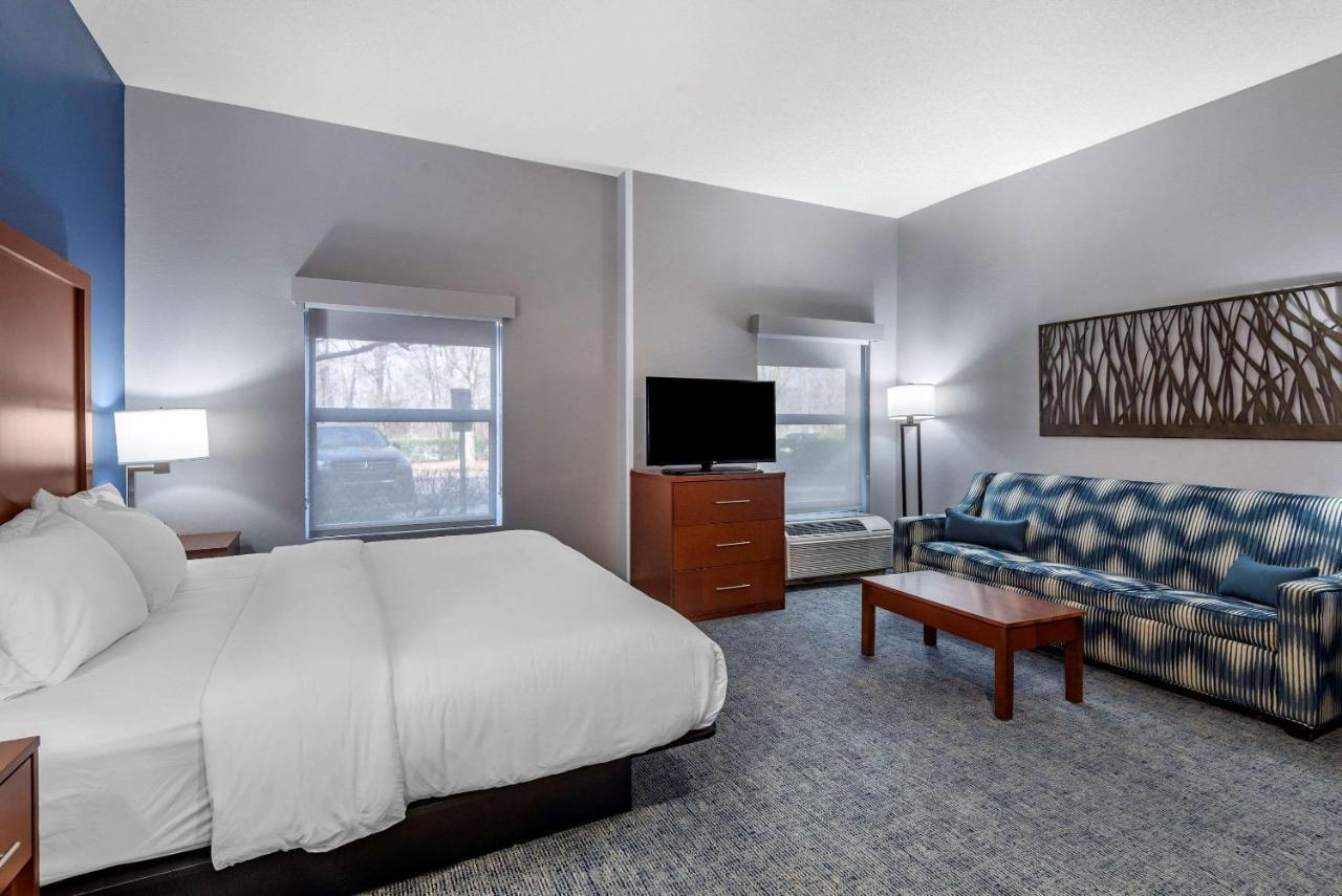 Comfort Suites Near Birkdale Village - Huntersville Εξωτερικό φωτογραφία