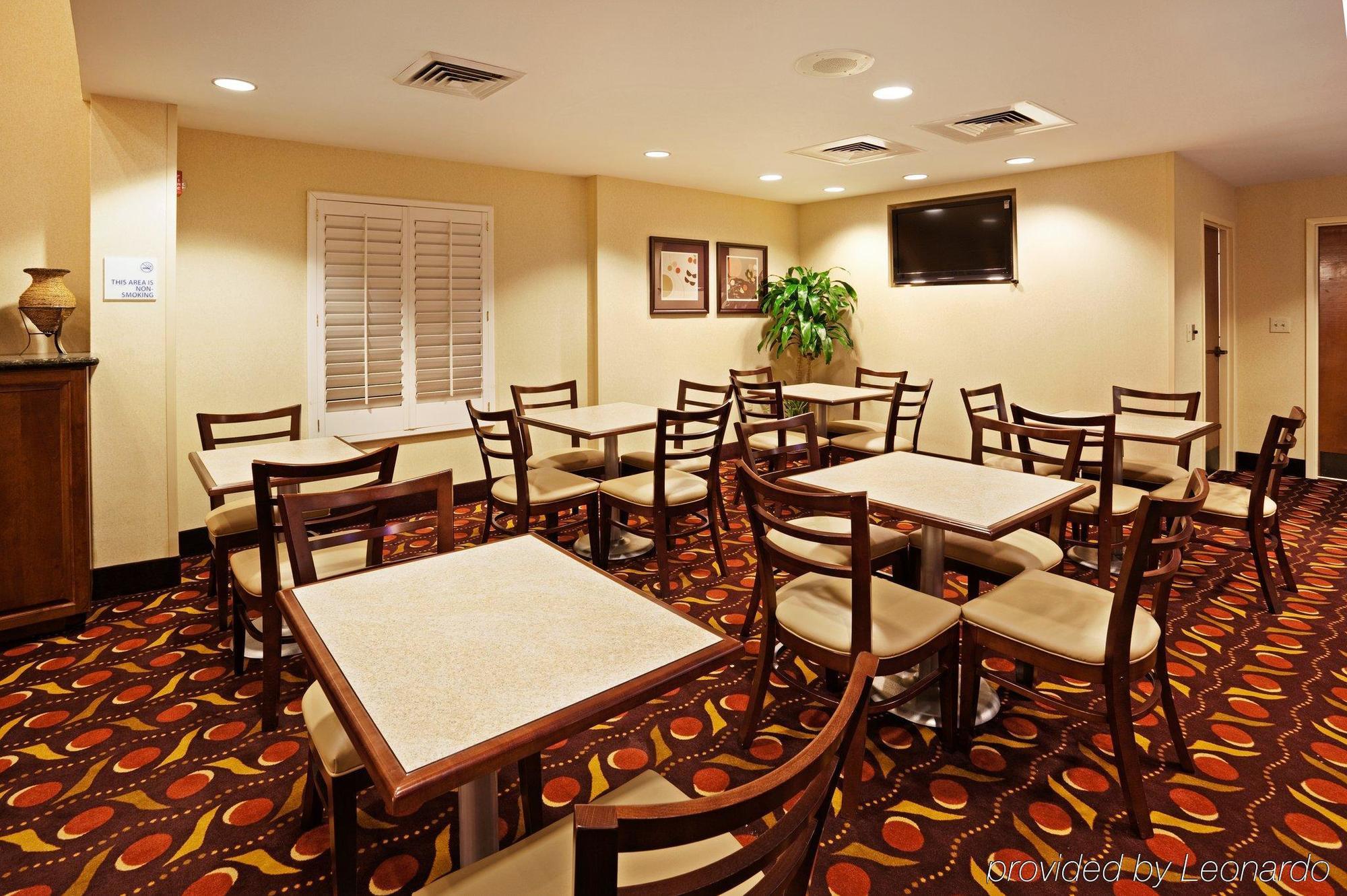 Comfort Suites Near Birkdale Village - Huntersville Εξωτερικό φωτογραφία